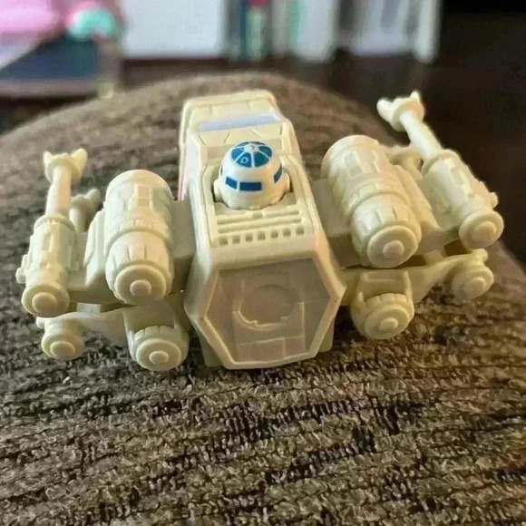 Vintage 2005 Burger King Star Wars X Wing Space Ship - Picture 4 of 7